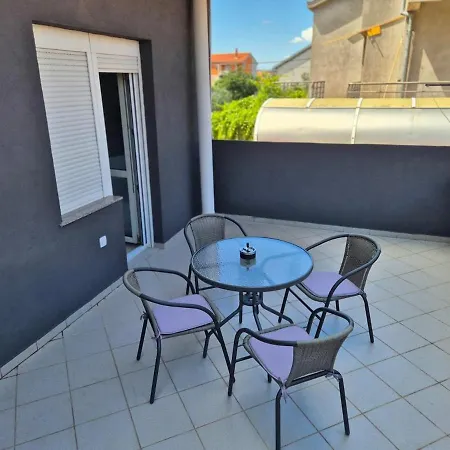 Stosic Apartamento *